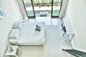 Отель Canggu Beach Inn  North Kuta